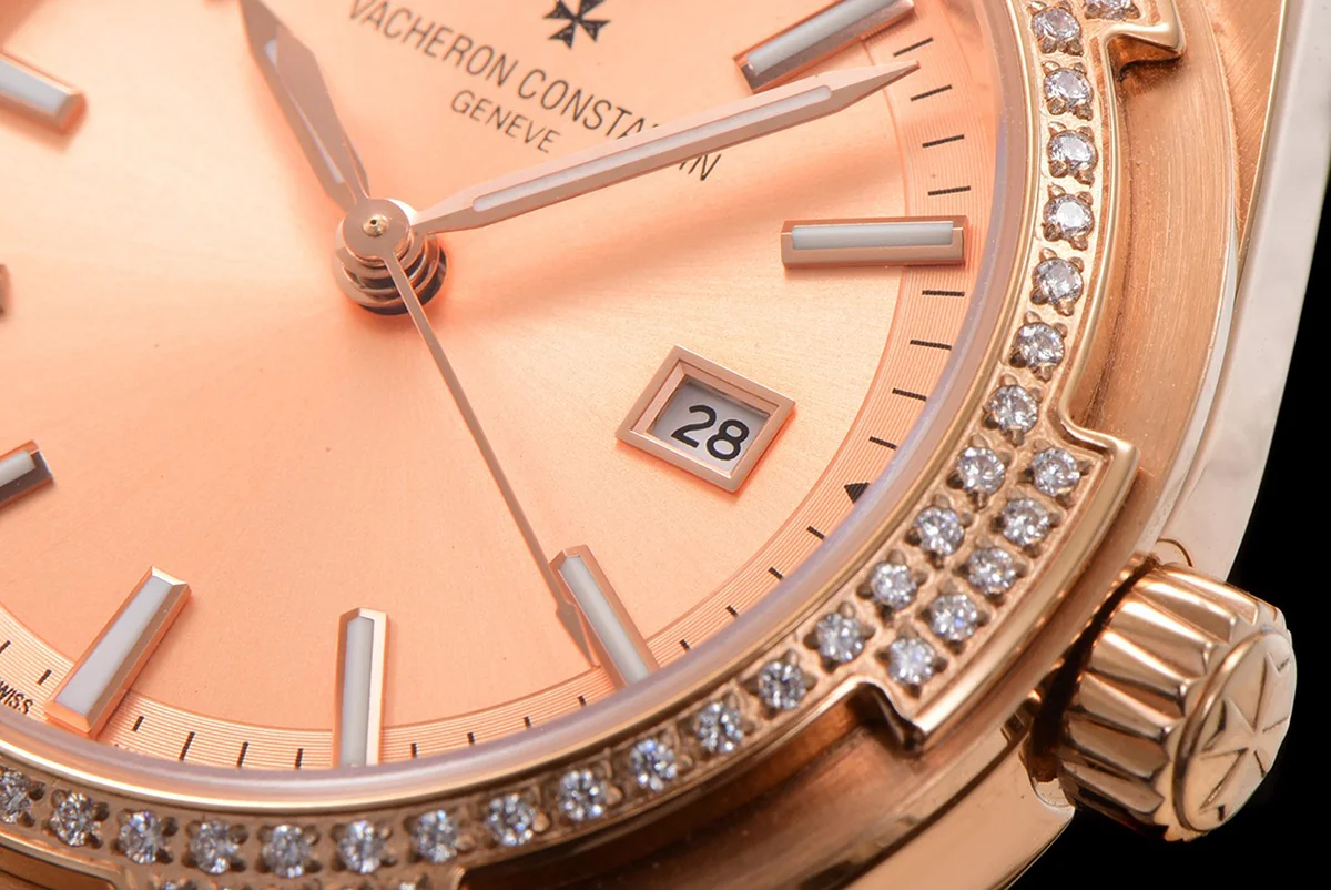 Overseas Pink Dial Ref. 4205 35mm in Rose Gold