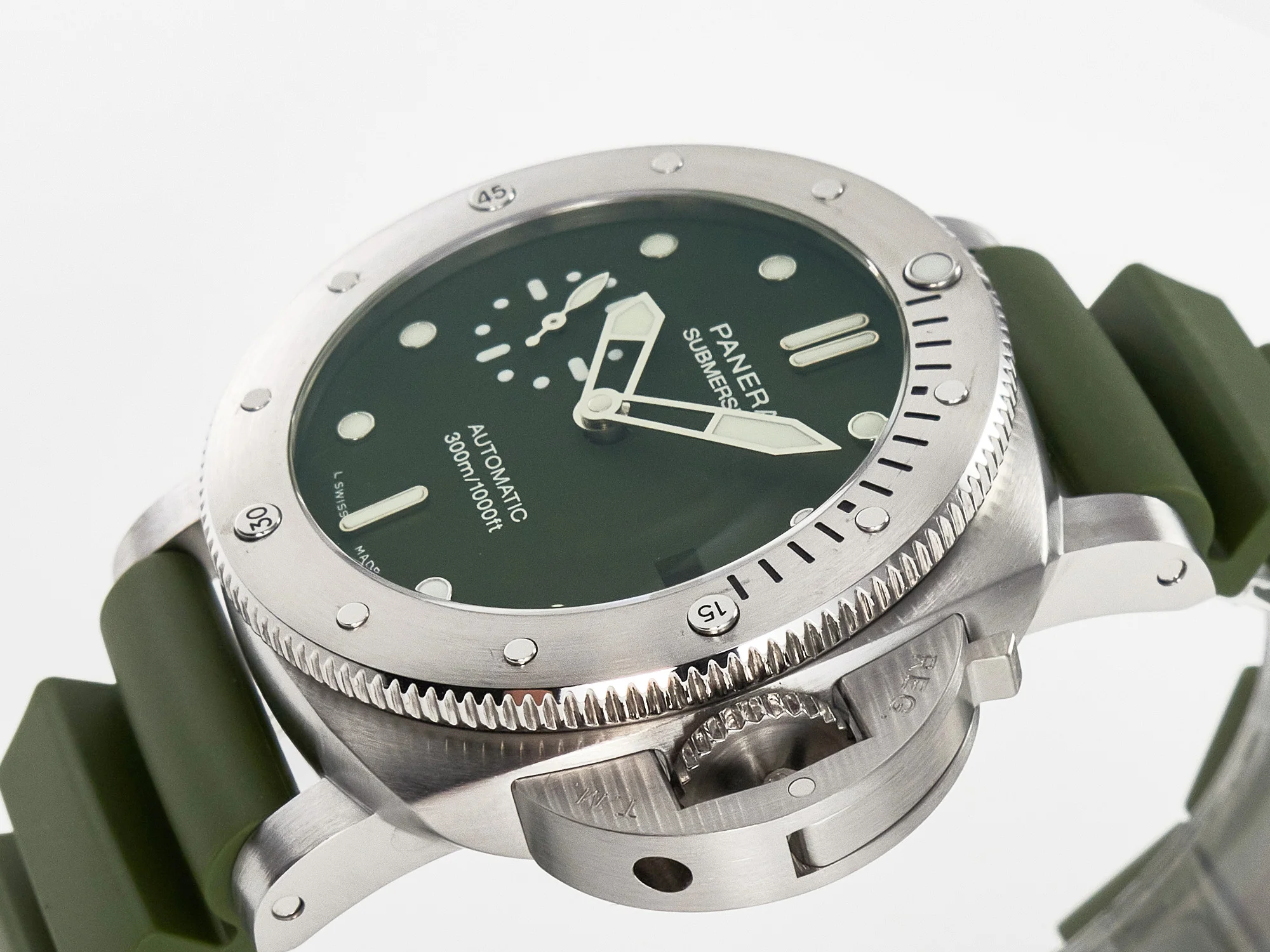 PAM1055 Luminor Submersible 42mm Verde Militare VSF 1:1 Best Edition on Green Rubber Strap P.900 Clone