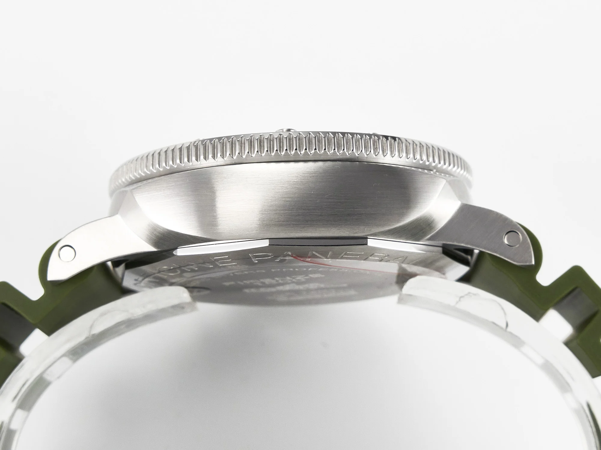 PAM1055 Luminor Submersible 42mm Verde Militare VSF 1:1 Best Edition on Green Rubber Strap P.900 Clone