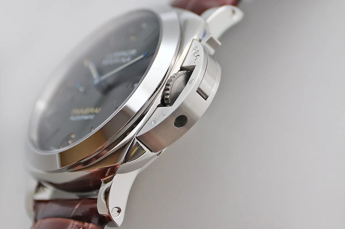 PAM1116 Luminor Marina Platinumtech 44mm