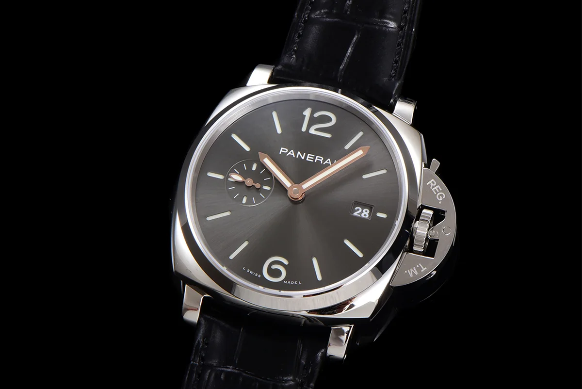 PAM1250 Luminor Due 42mm