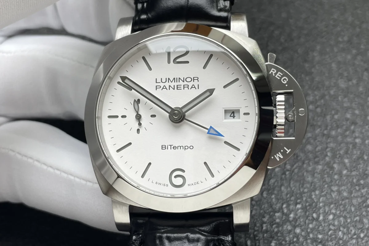 PAM1367 Luminor Quaranta BiTempo 40mm