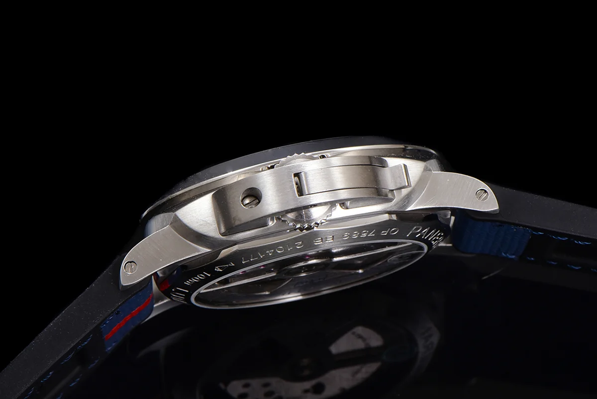PAM1404 Luminor Quaranta BiTempo Luna Rossa 40mm