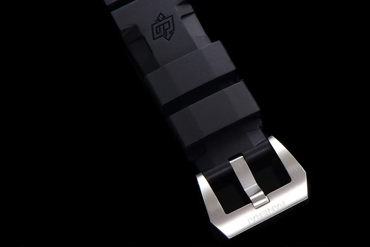 PAM2223 Submersible Bianco 42mm