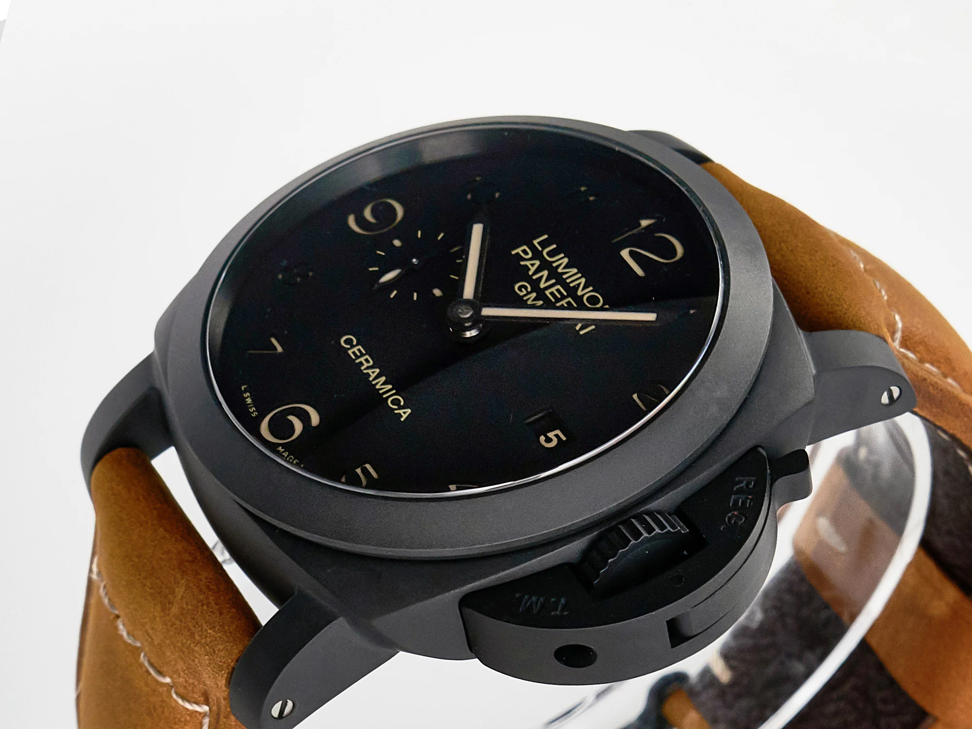 PAM441 Luminor Due VSF Best Edition Black Dial Black Carbon Bezel on Brown Asso Strap AXXXIV