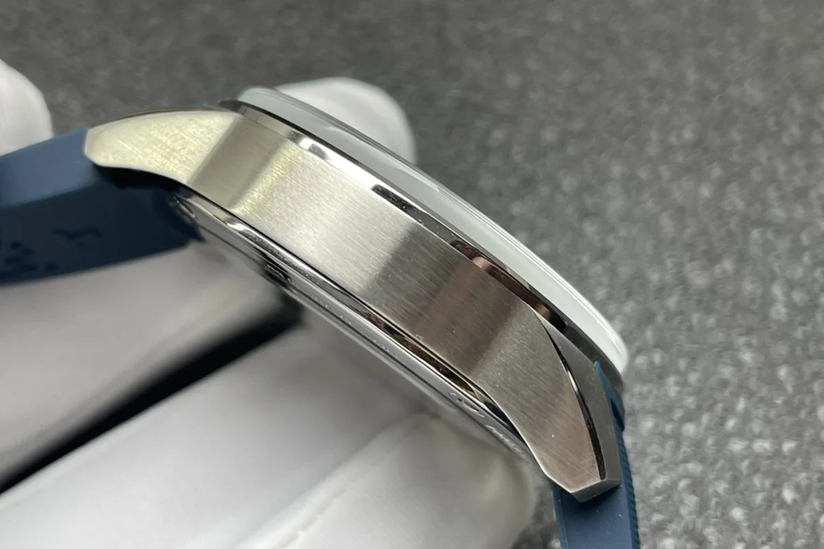 Polaris Automatic Blue Dial Ref. Q906868J