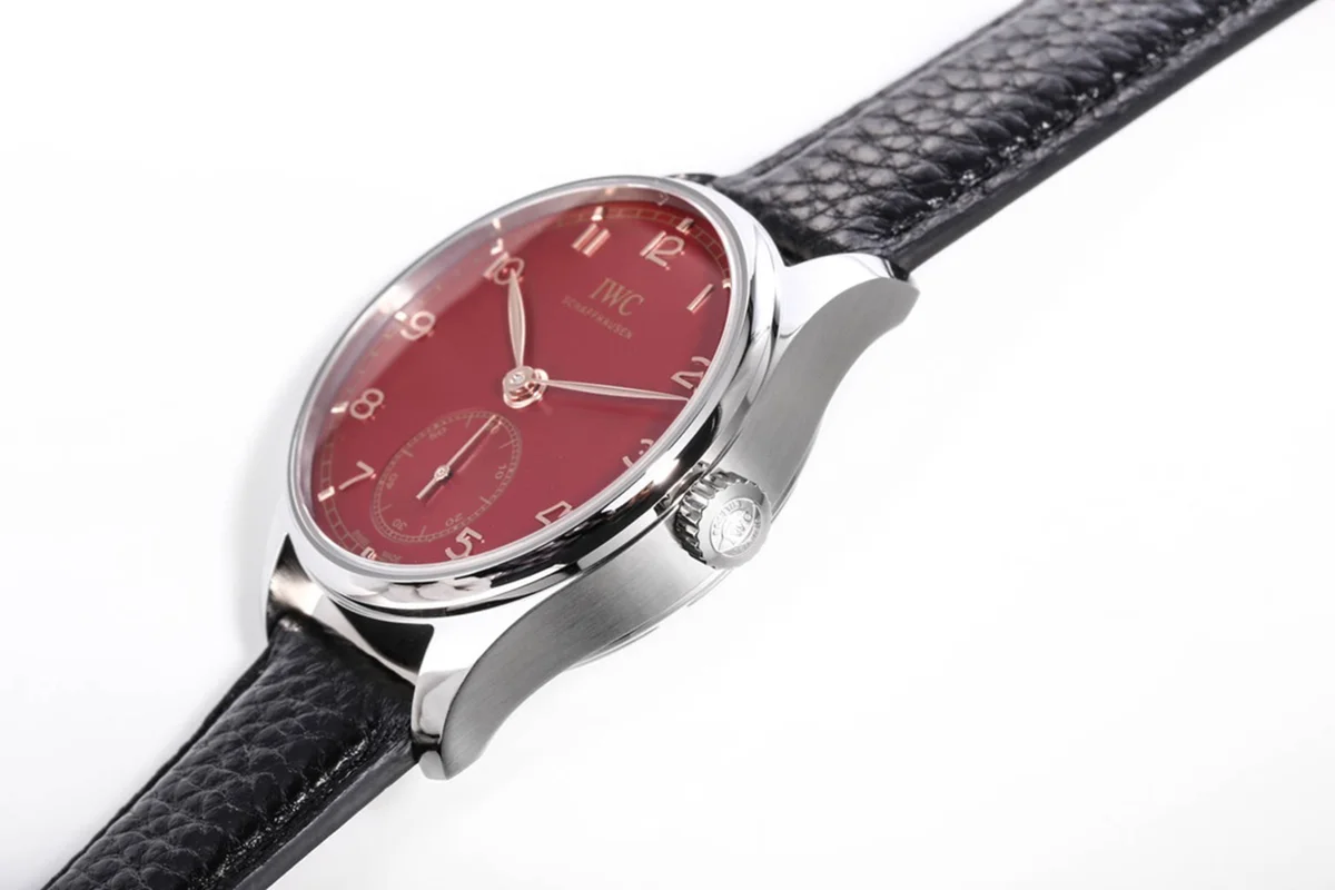 Portugieser Automatic 40 IW3583 Red Dial in Steel