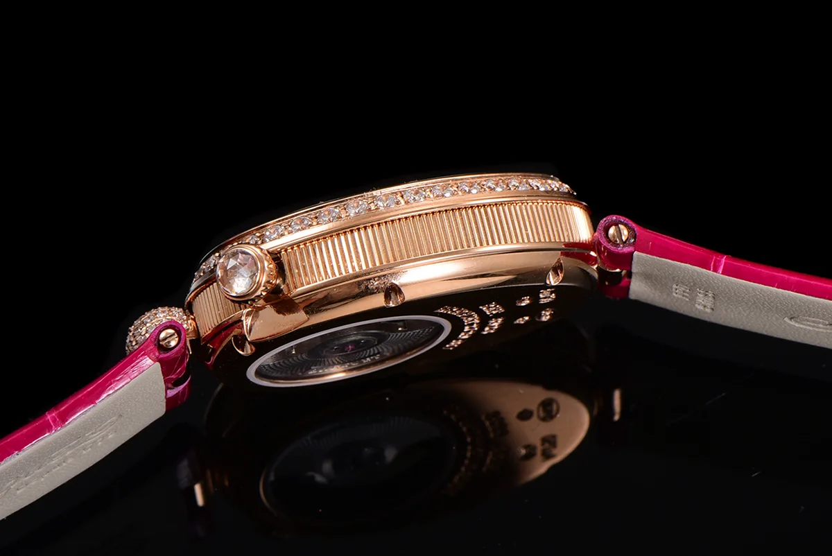 Reine de Naples in Rose Gold 8928BB