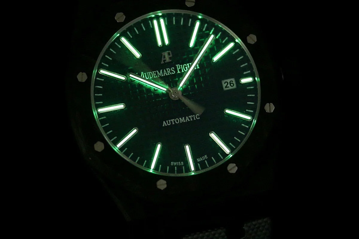 Royal Oak 15400 Black Dial in Carbon Fibre on Grey Nylon Strap