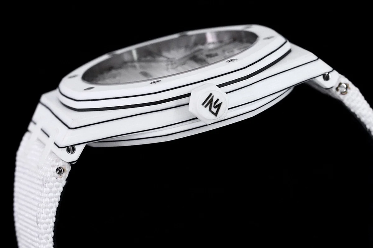 Royal Oak 15400 White Dial in White Carbon Fibre on White Nylon Strap
