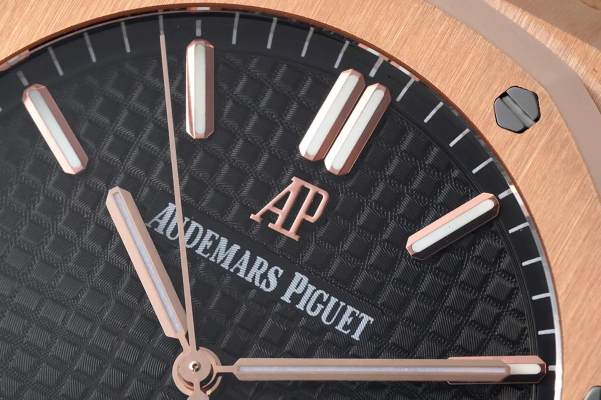 Royal Oak 15450ST 37mm Black Dial in Frosted Rose Gold