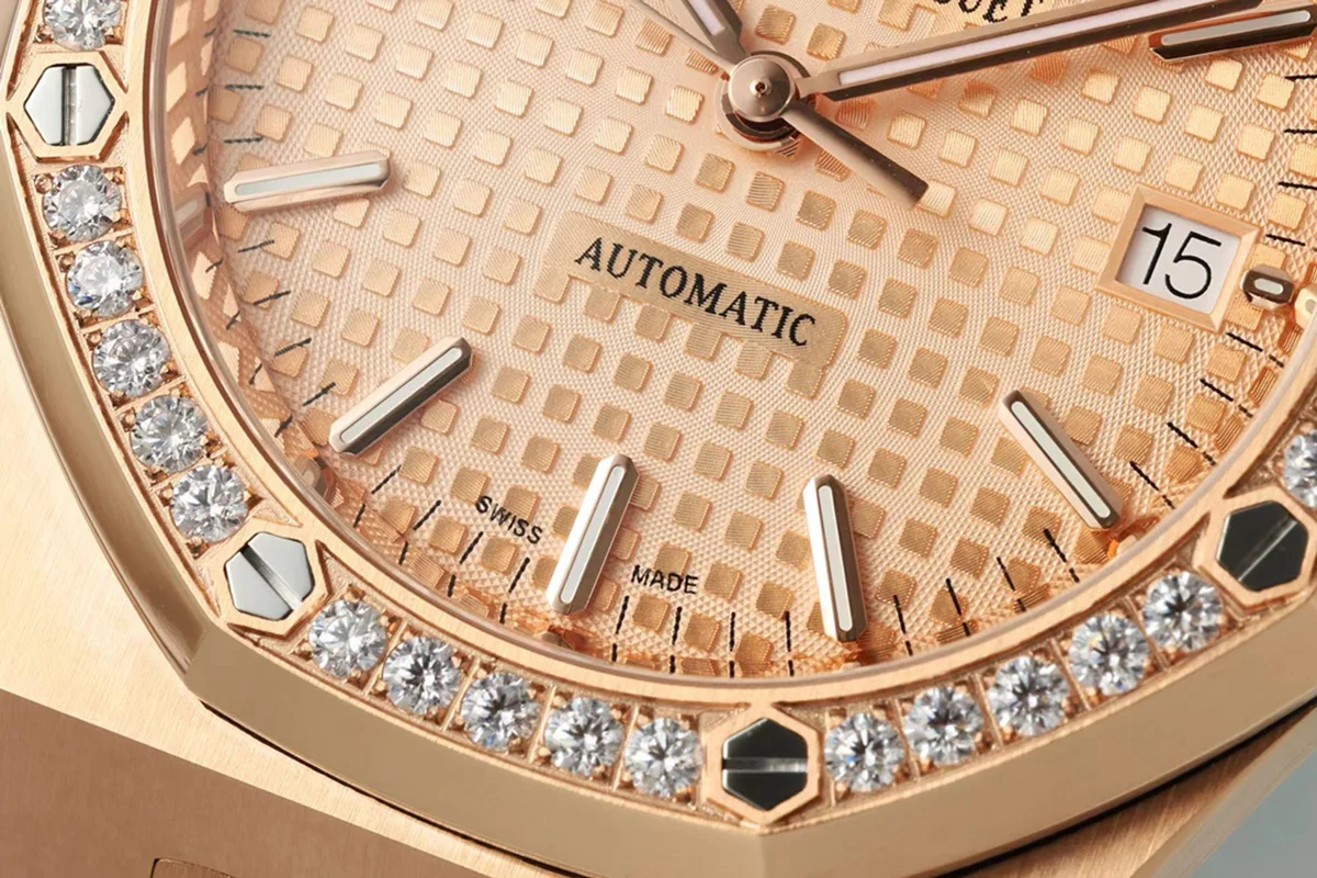 Royal Oak 15450ST 37mm Champagne Dial in Rose Gold with Diamond Bezel