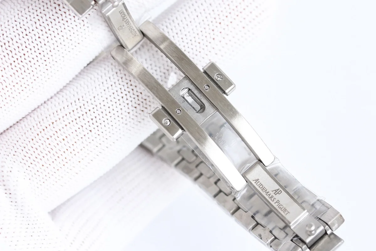 Royal Oak 15550 Black Dial 1017 ALYX 9SM in White Gold