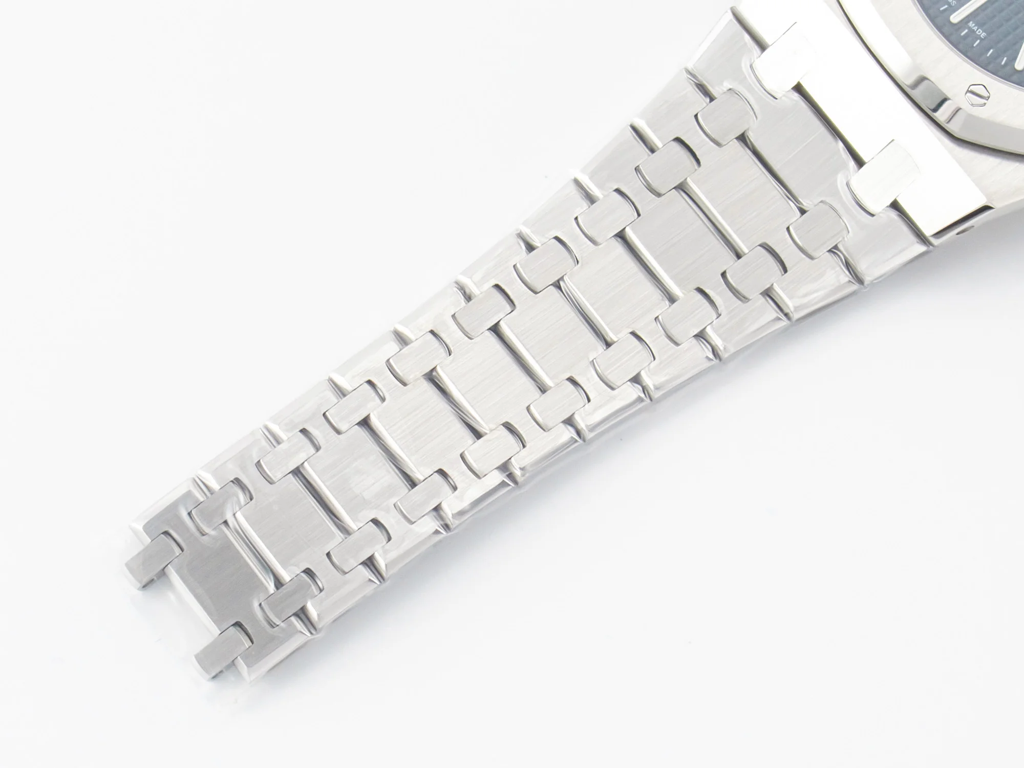 Royal Oak 39mm 15202 SS ZF 1:1 Best Edition Blue Textured Dial on SS Bracelet A2121 V2