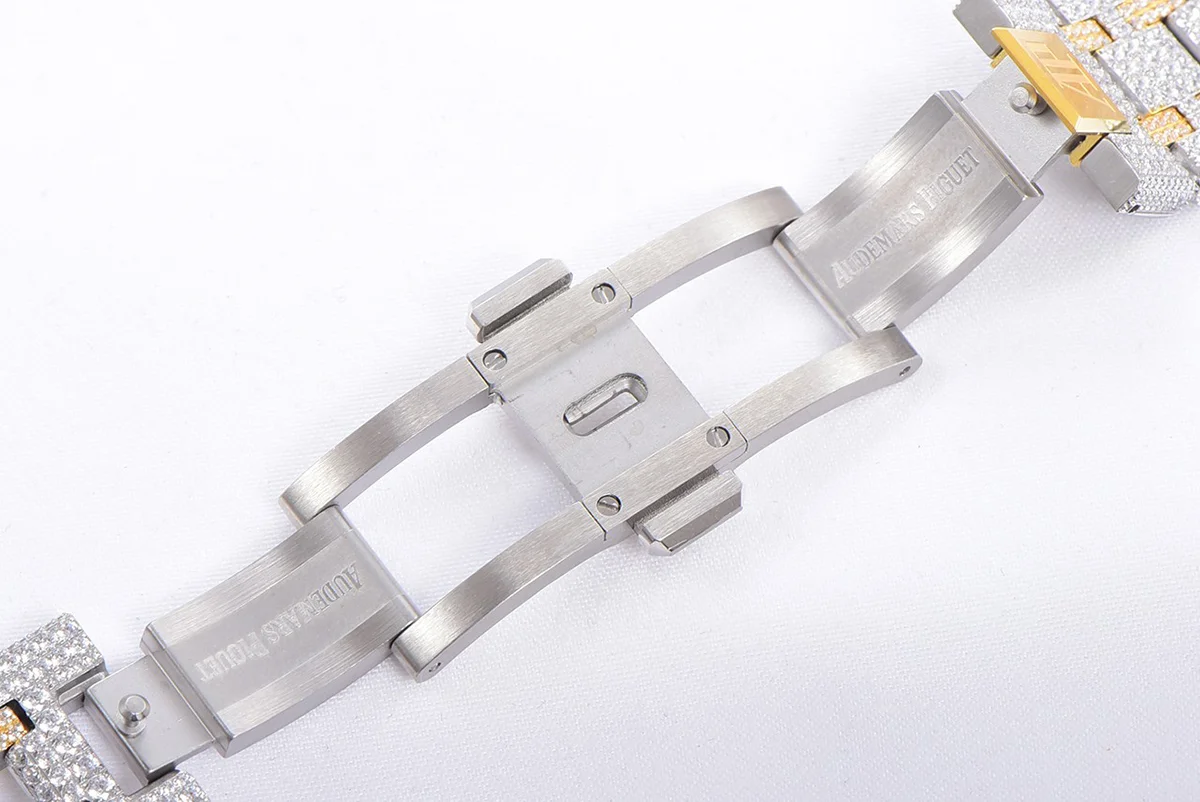 Royal Oak 41mm 15400 Iced Out Steel/Yellow Gold in Stick Markers