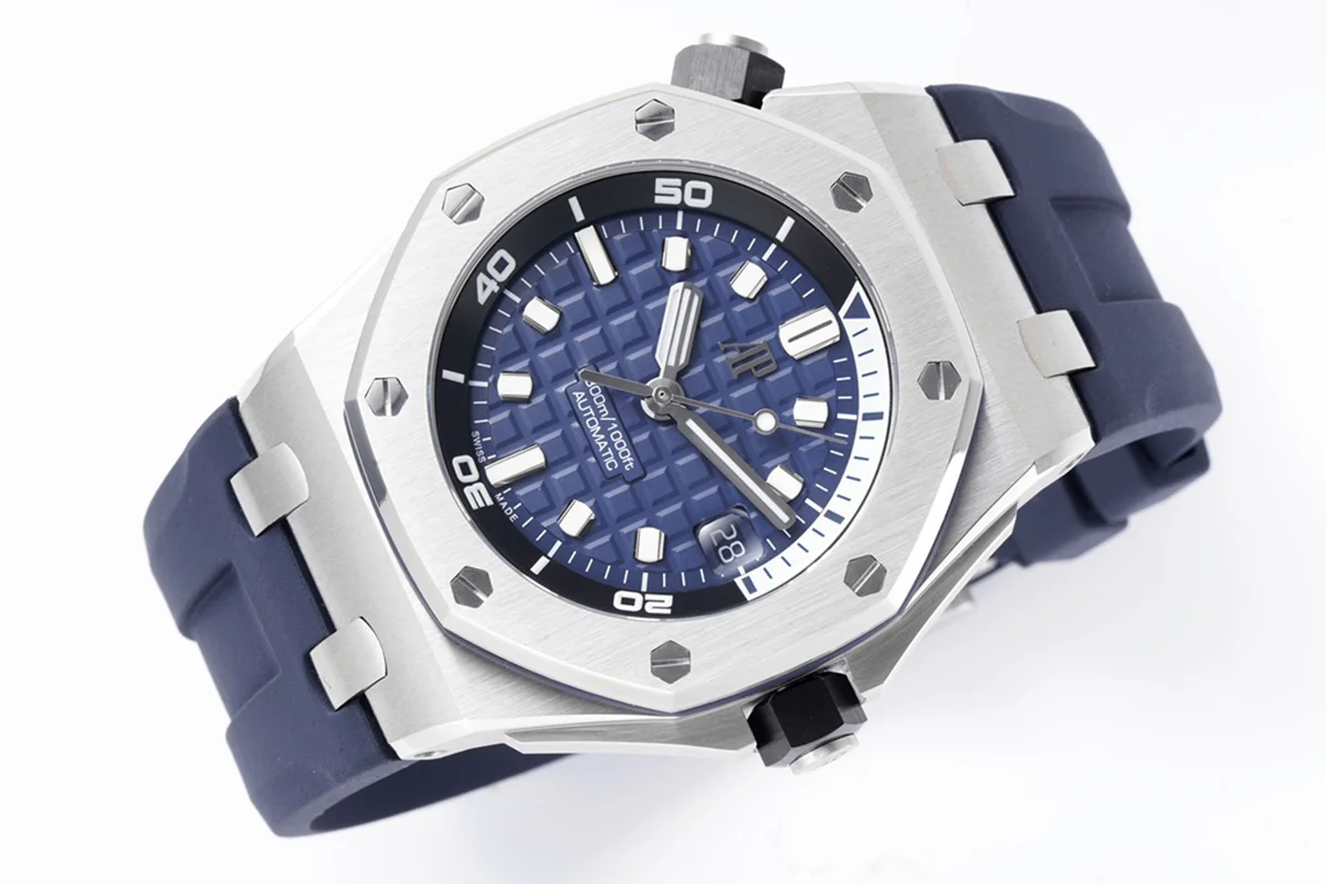 Royal Oak Offshore Diver Steel Blue Dial Ref. 15720ST.OO.A027CA.01