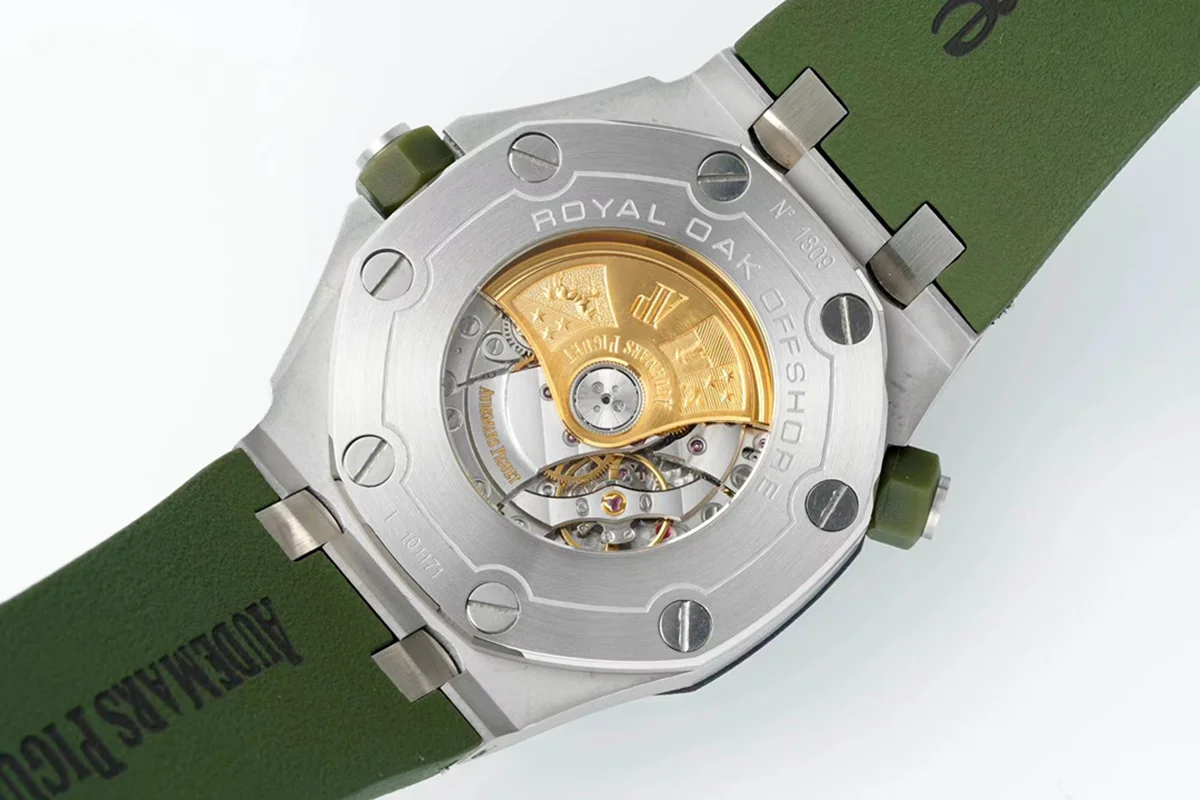 Royal Oak Offshore Diver Steel Khaki Dial 15710ST