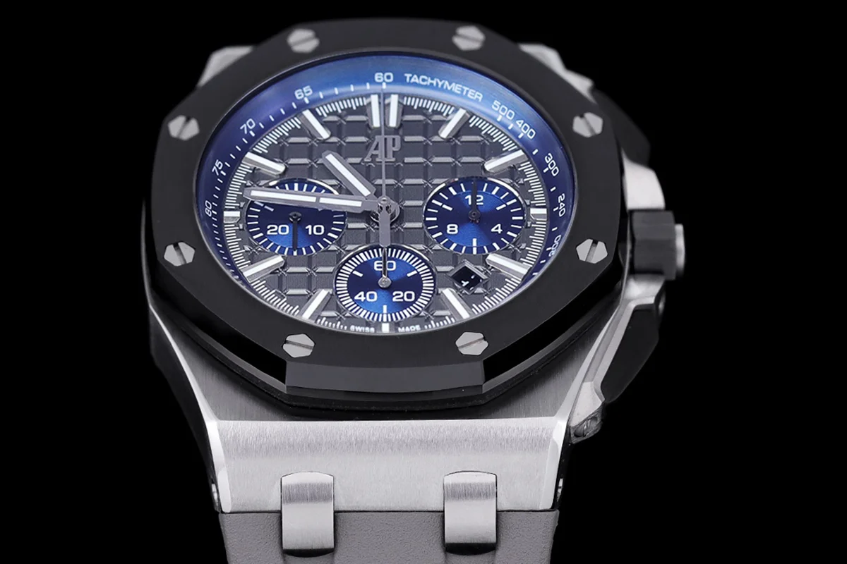 Royal Oak Offshore Novelty 43mm Titanium Ref. 26420IO.OO.A009CA.01