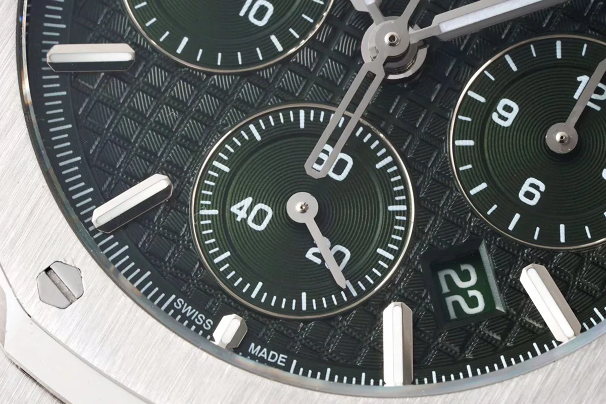 Royal Oak Self-Winding Chronograph Green Dial in Steel