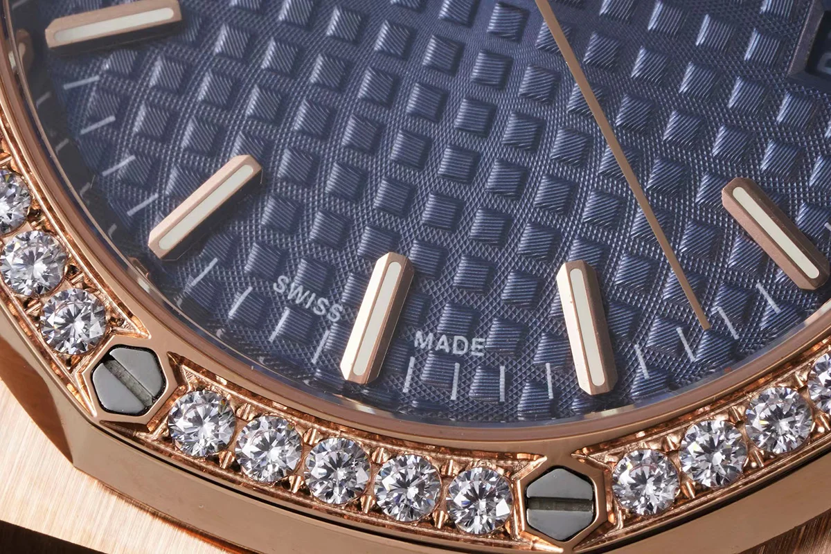 Royal Oak Selfwinding 77351OR 34mm Blue Dial in Pink Gold