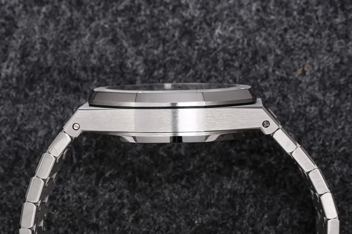 Royal Oak Tourbillon Extra-Thin Green Dial in Steel