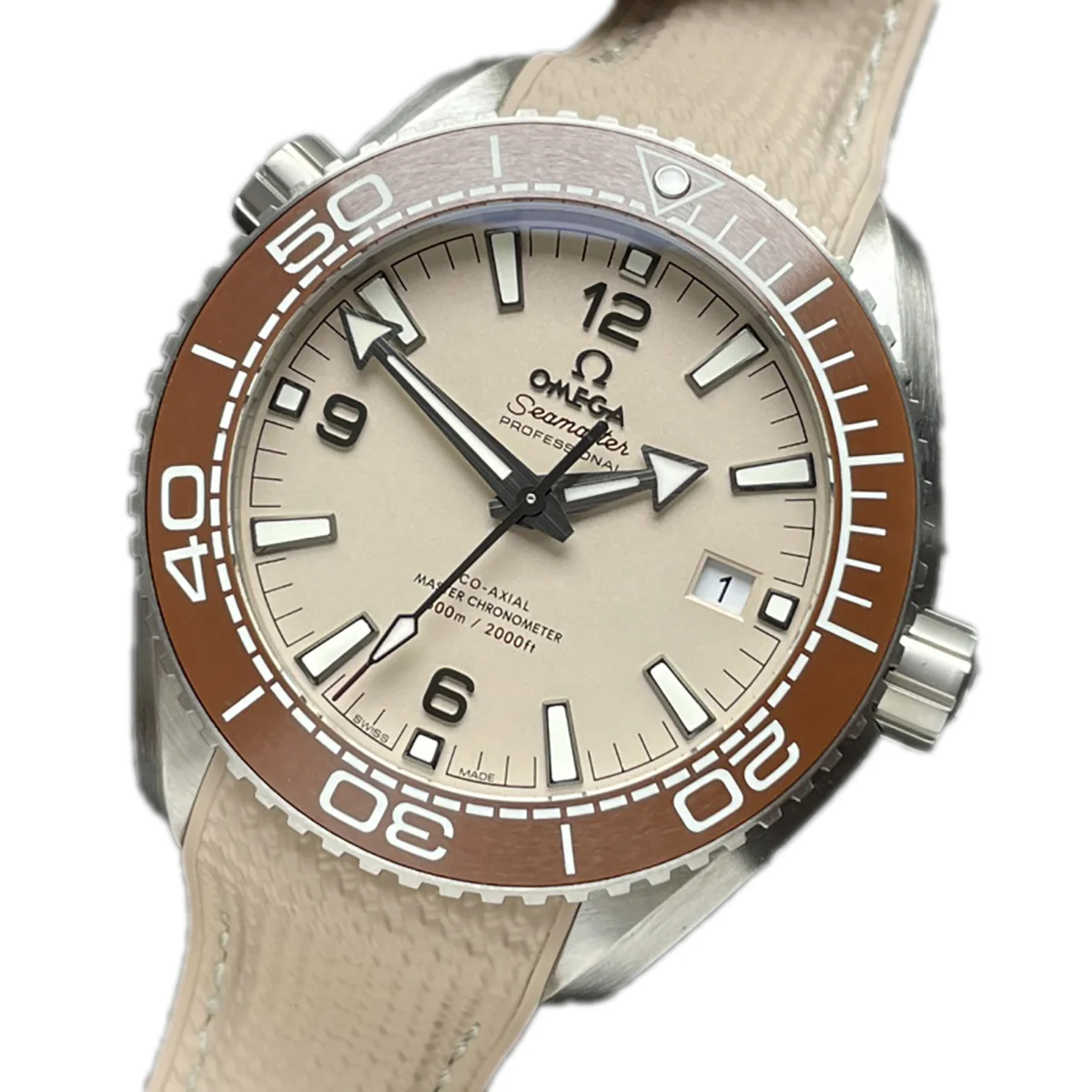 Seamaster Planet Ocean 600M 43.5mm Steel Beige Dial on Rubber Strap