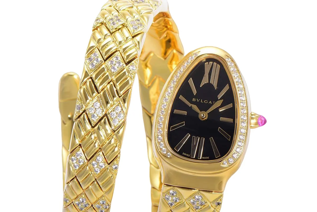 Serpenti Seduttori Watch Black Dial in Yellow Gold with Diamonds