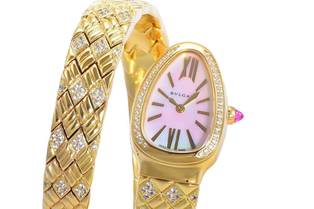 Serpenti Seduttori Watch White MOP Dial in Yellow Gold with Diamonds