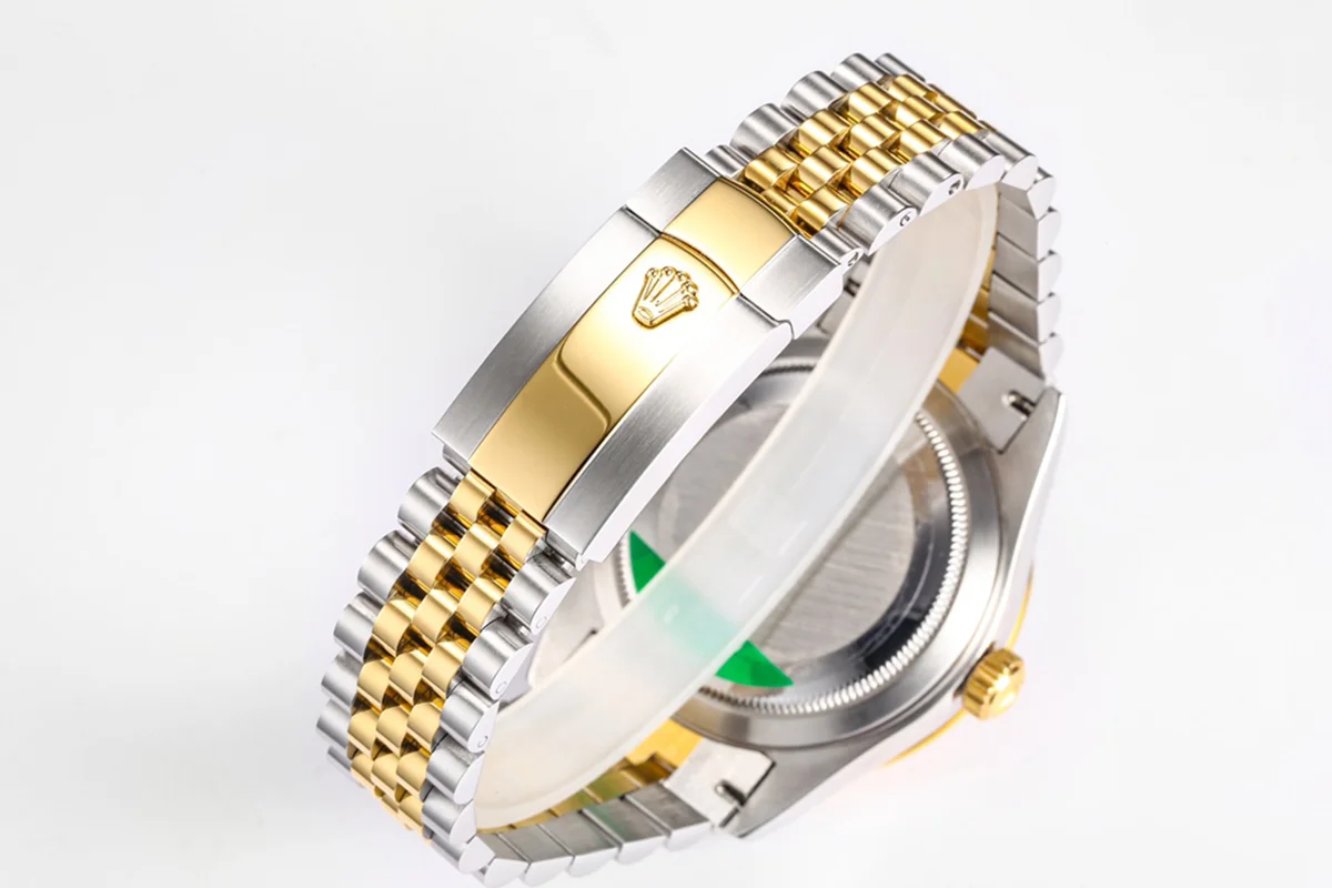 Sky-Dweller 326933 Black Dial in Steel/Yellow Gold