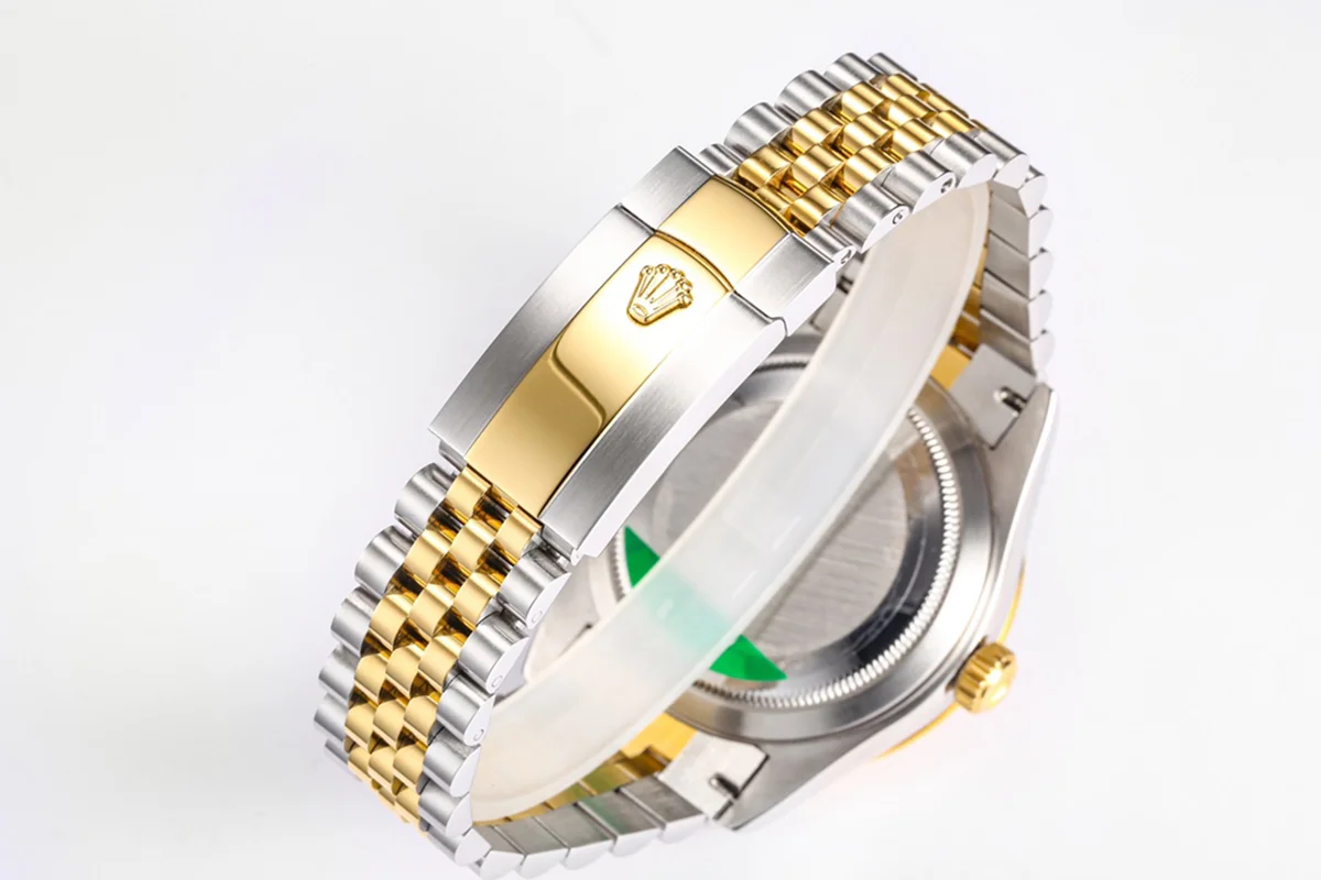 Sky-Dweller 326933 Champagne Dial in Steel/Yellow Gold