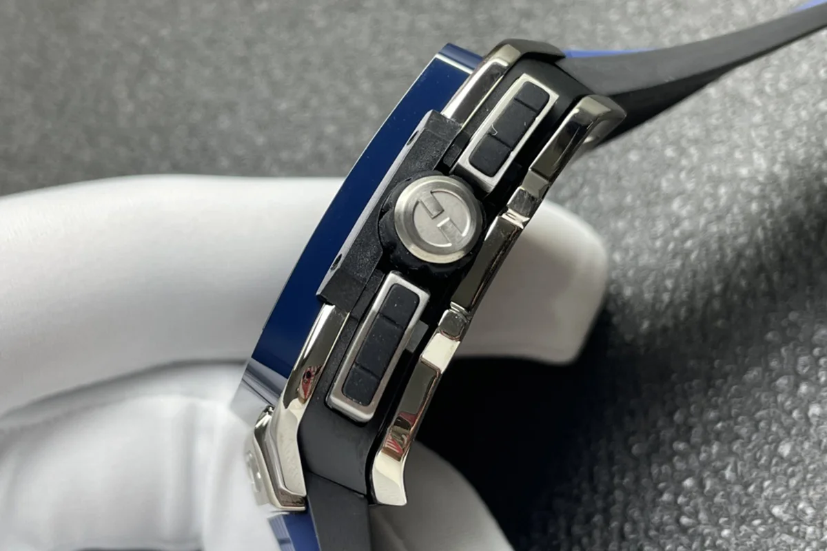 Square Bang Unico Titanium Blue Ceramic