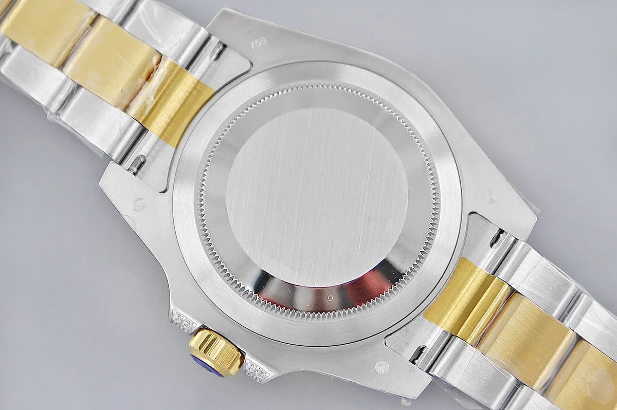 Submariner 116613LB Blue Dial in Steel/Yellow Gold with Diamonds Bezel