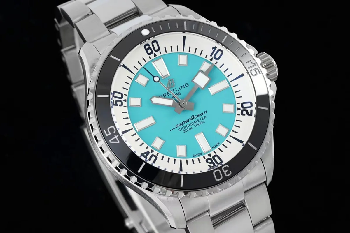 Superocean Automatic 44 Ref: A17376211L2A1