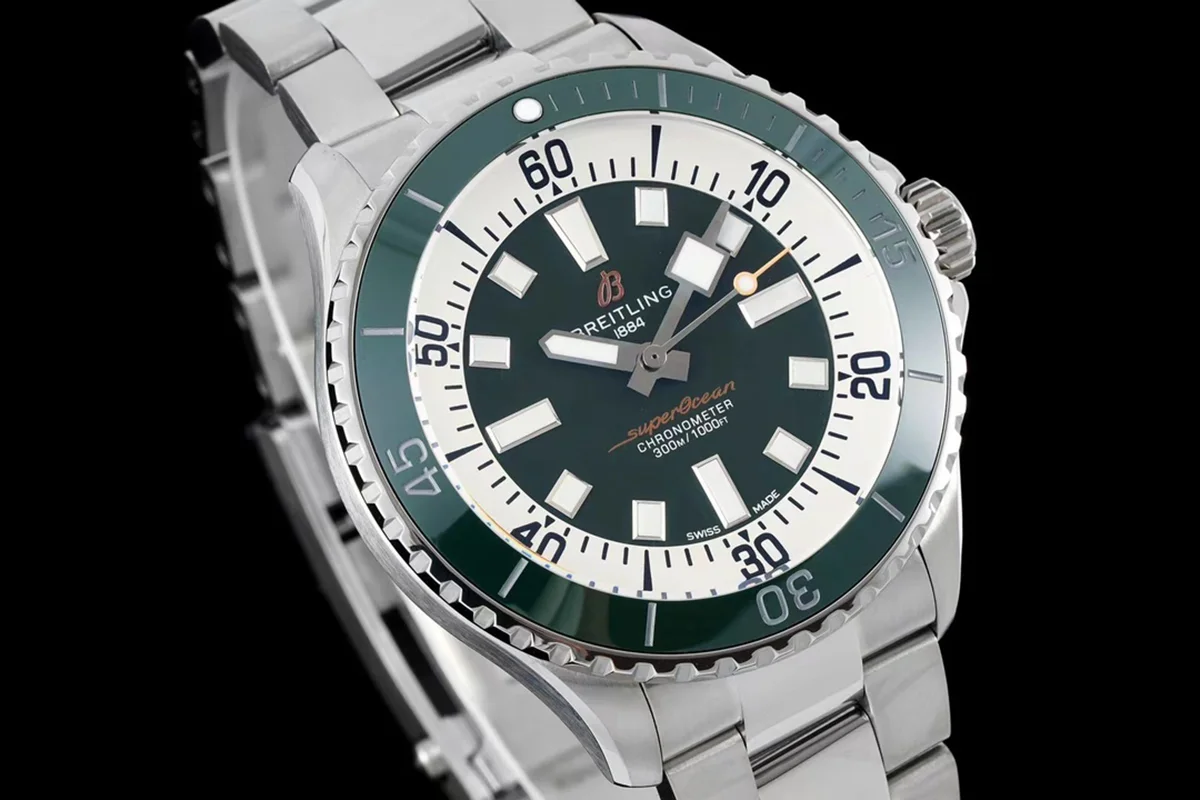 Superocean Automatic 44 Ref: A17376A31L1A1