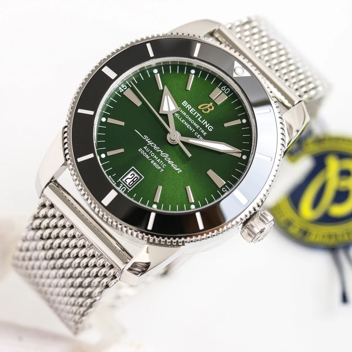 Superocean Heritage II B20 Automatic 42mm in Green Dial on Black Bezel