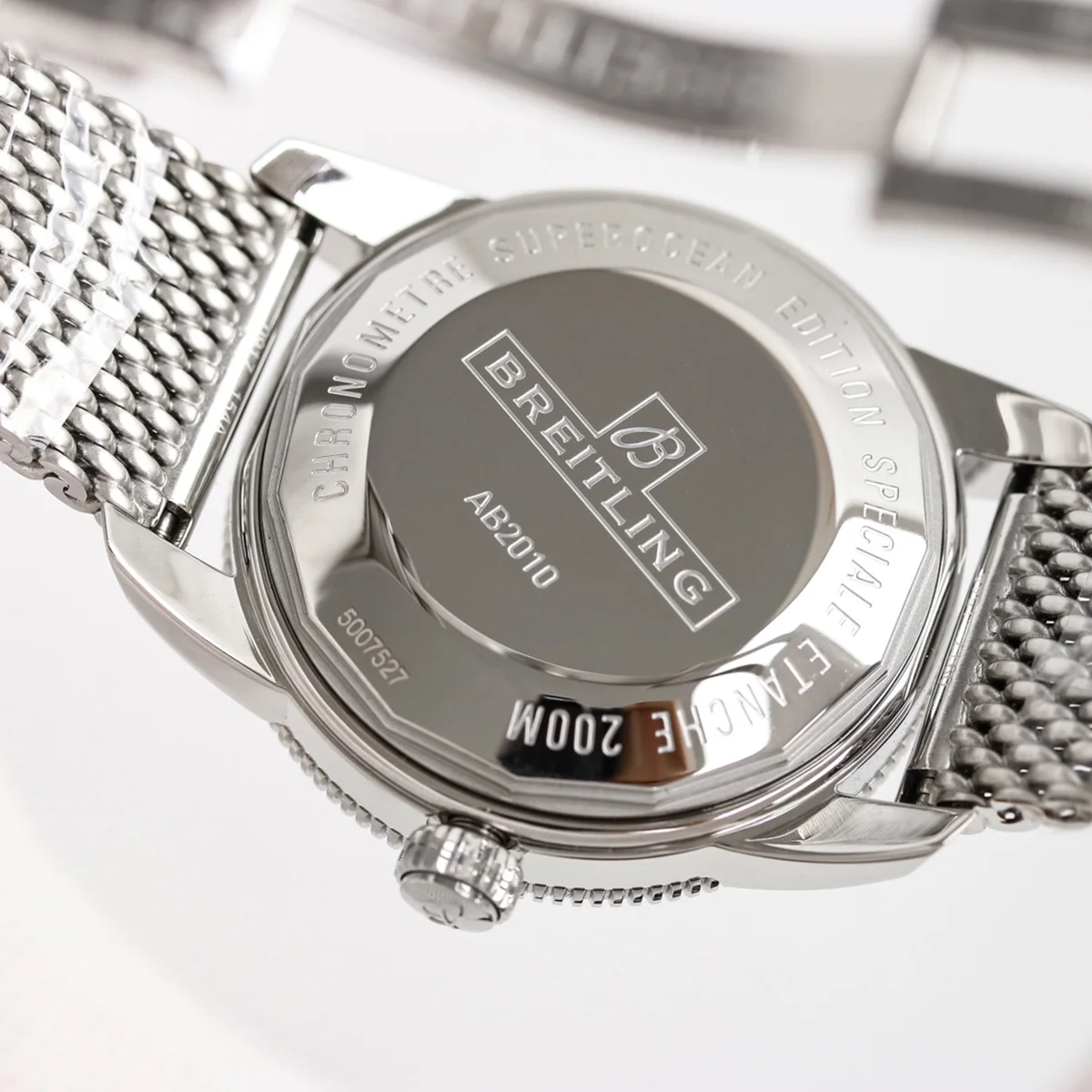 Superocean Heritage II B20 Automatic 42mm in Green Dial on Black Bezel