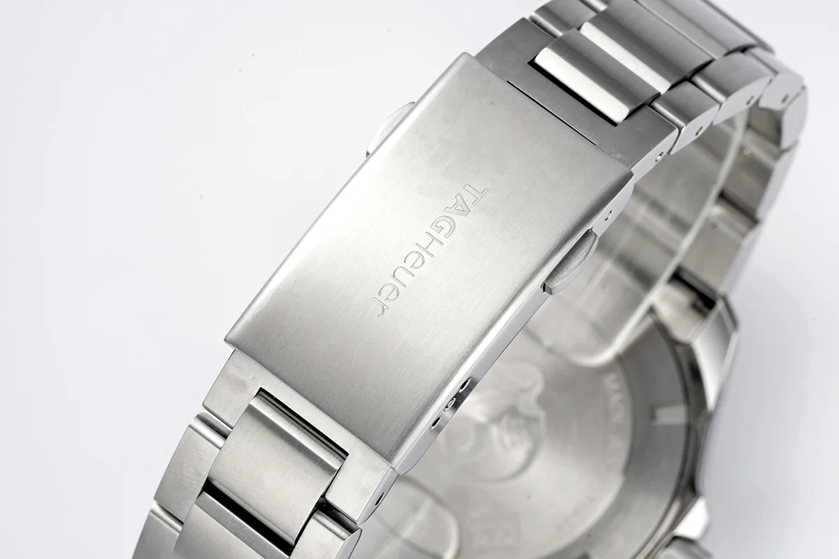 Tag Heuer Aquaracer Caliber 5 White Dial Ref. WAN2013.BA09