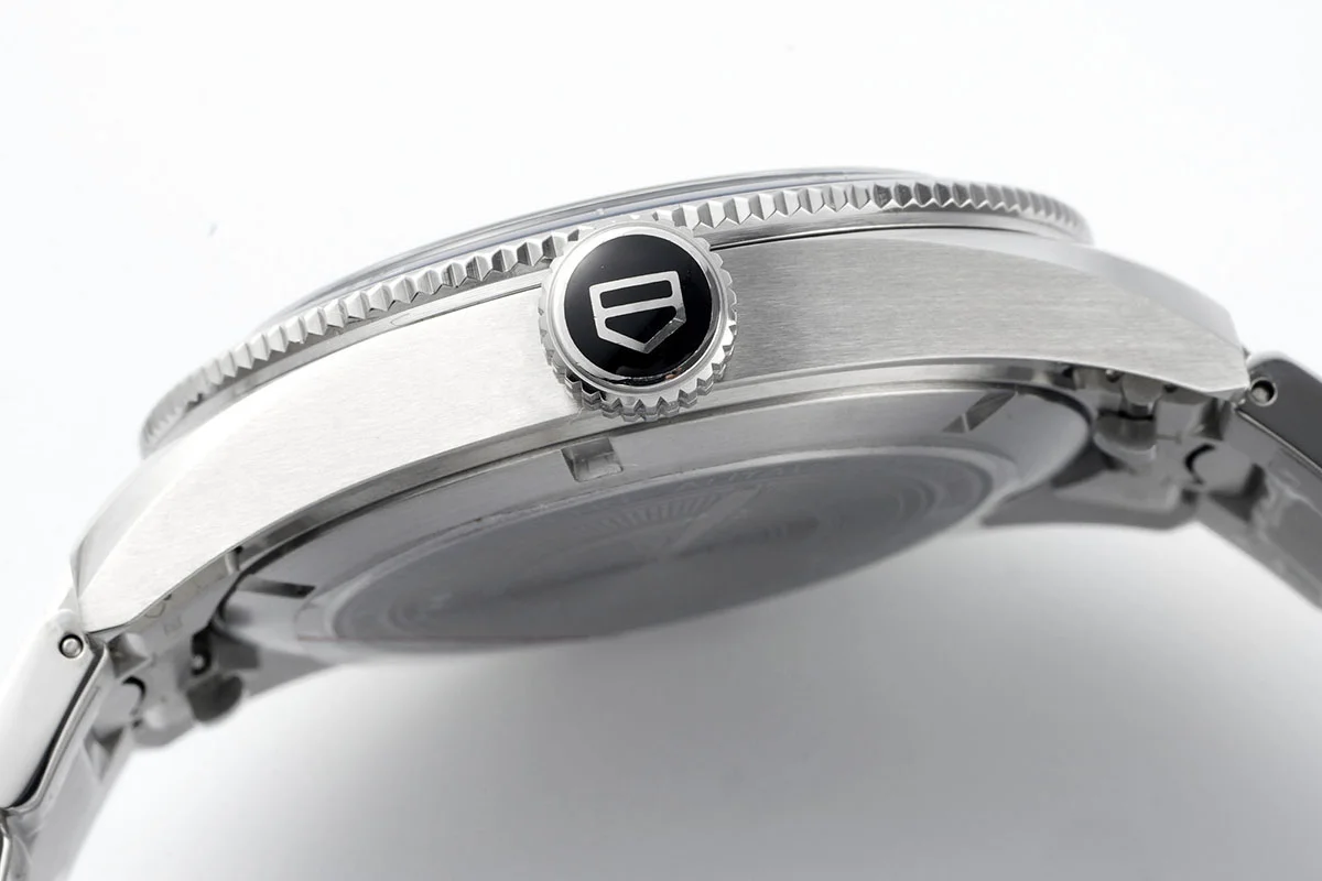 Tag Heuer Autavia Caliber 5 Black Dial with Black Ceramic Bezel