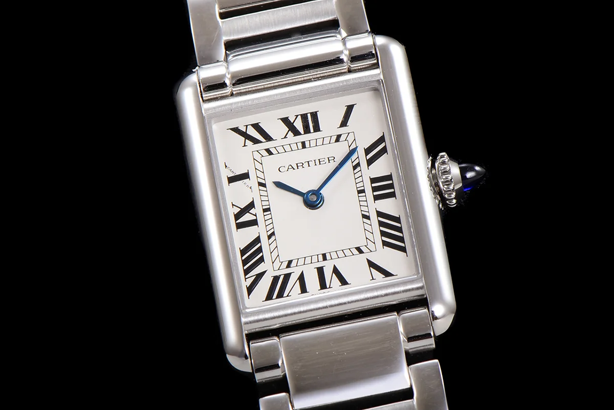 Tank Must 29.5mm White Dial in Steel