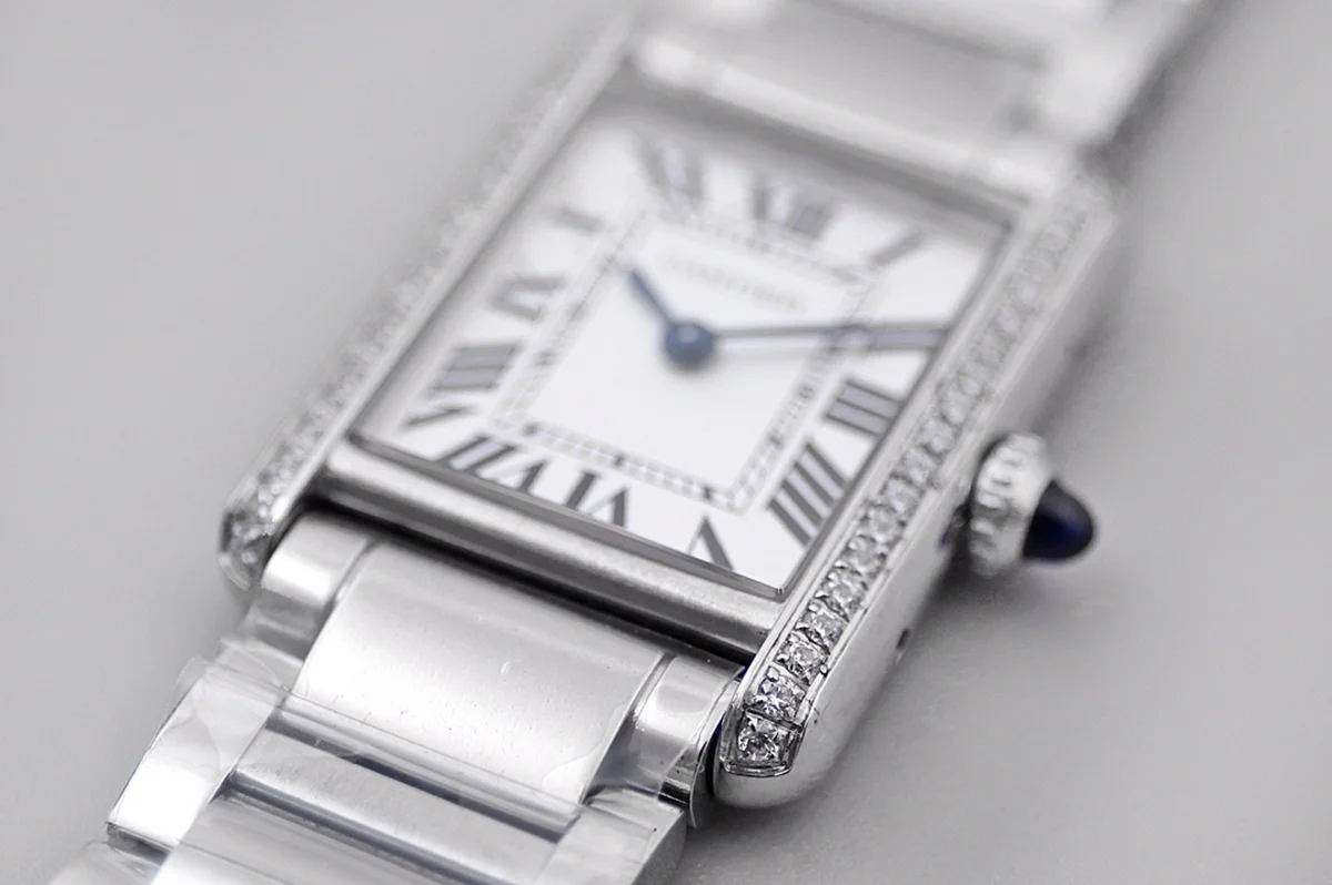 Tank Must 29.5mm White Dial with Diamond Bezel in Steel