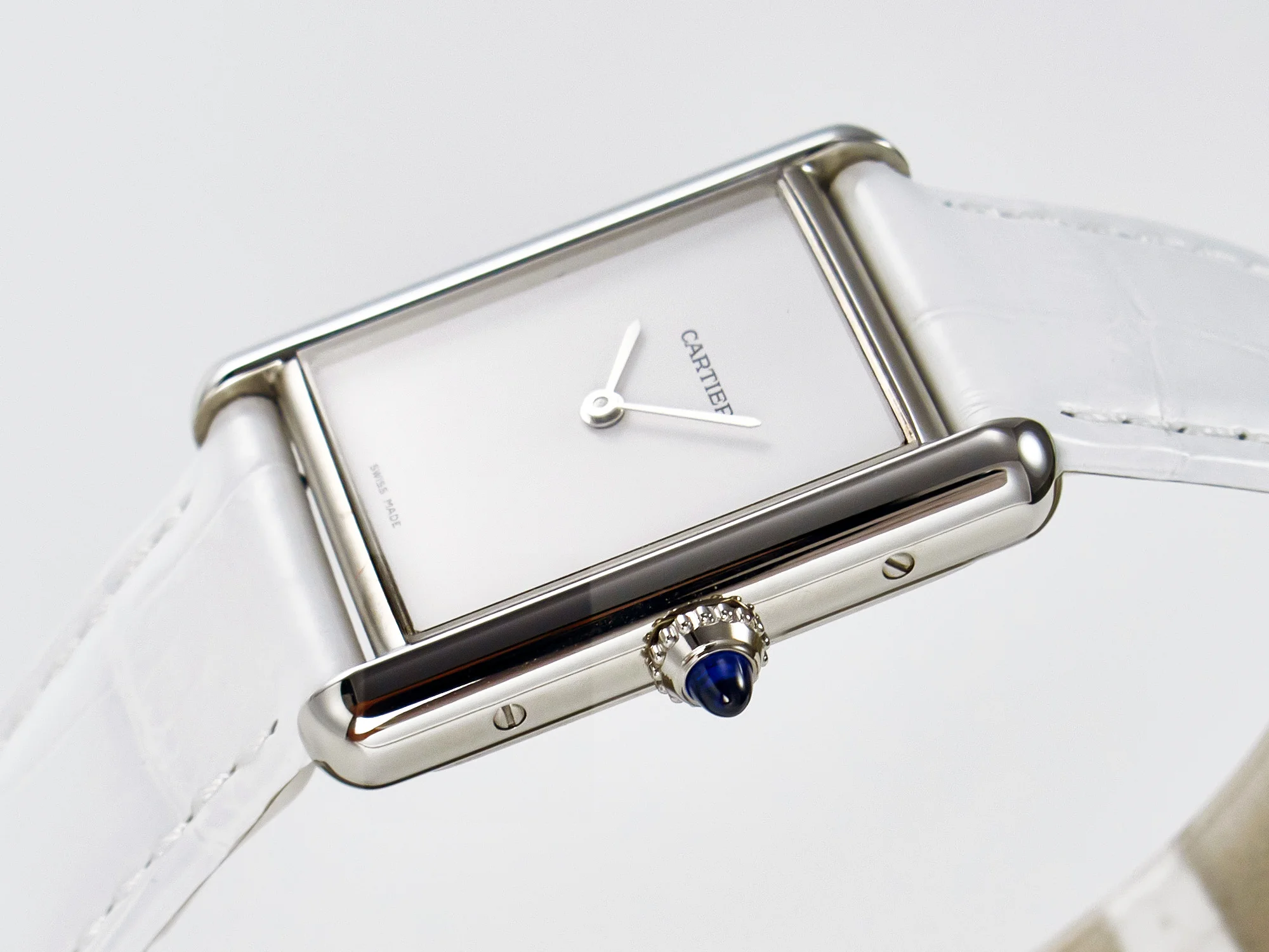 Tank Must Large SS 33.7mm DRF 1:1 Best Edition White Dial on White Leather Strap Swiss Quartz