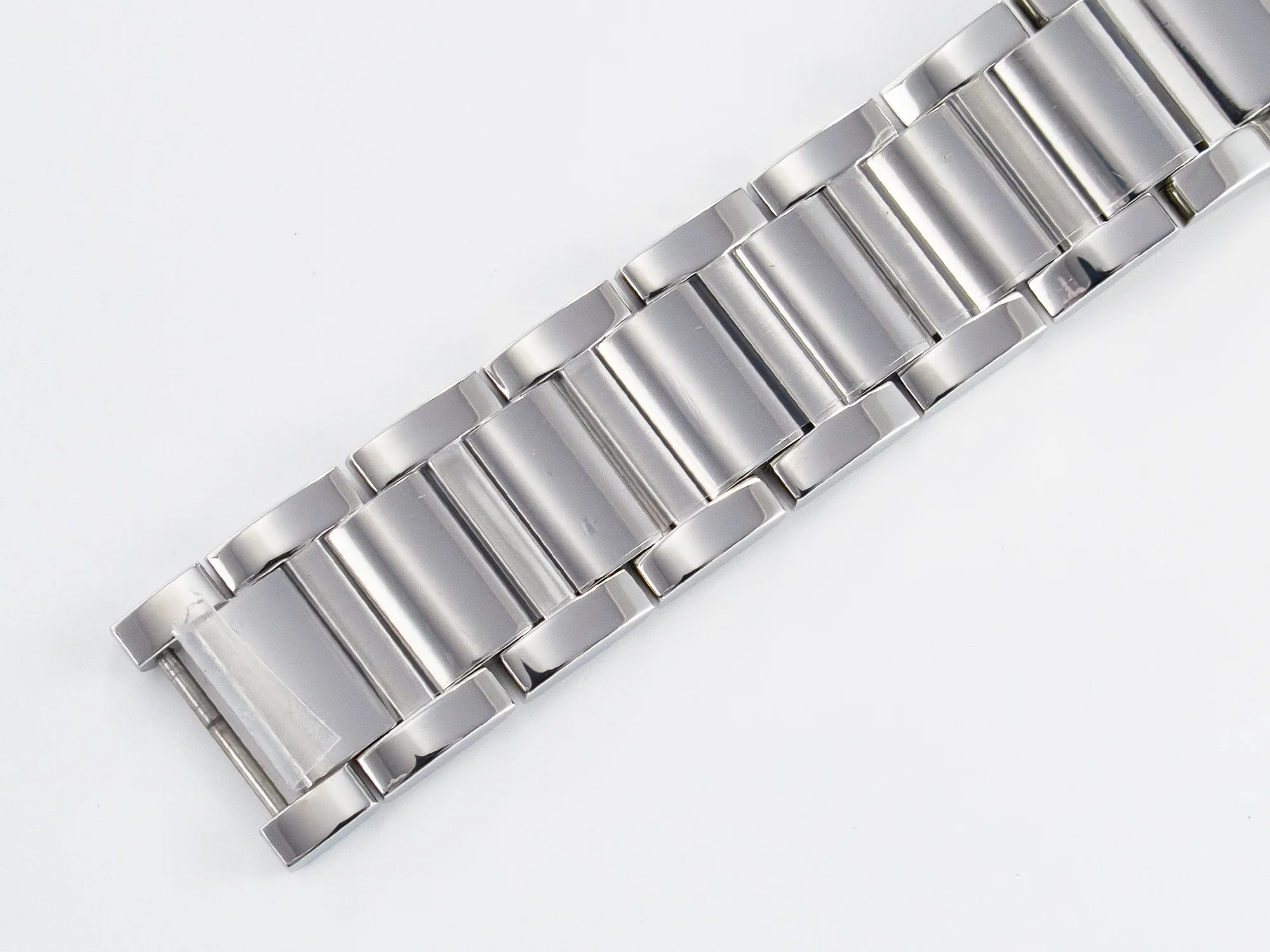 Tank Must SS 33.7mm DRF 1:1 Best Edition White Dial on SS Bracelet Jap Quartz