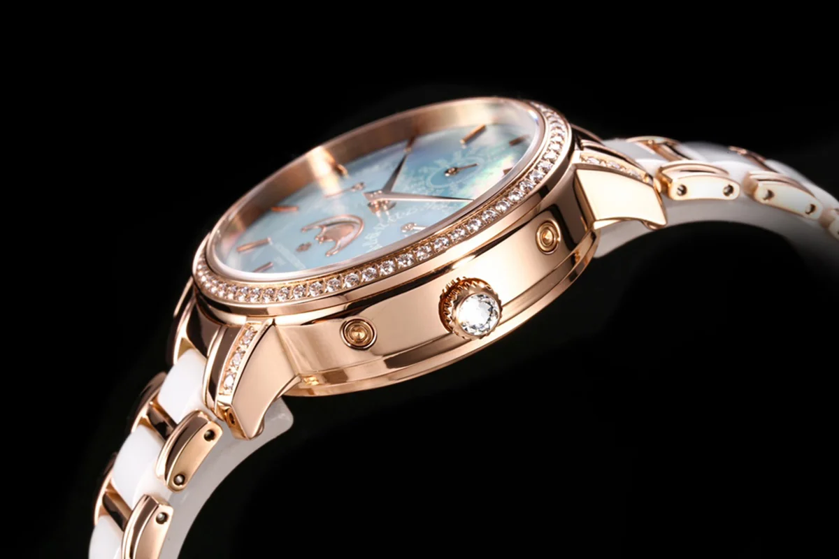 Traditionelle Perpetual Calendar Ultra-Thin 4305T000R Blue Dial in Pink Gold on Bracelet