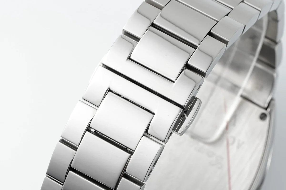 Vanguard #FR2 Rabbit in Steel on Bracelet